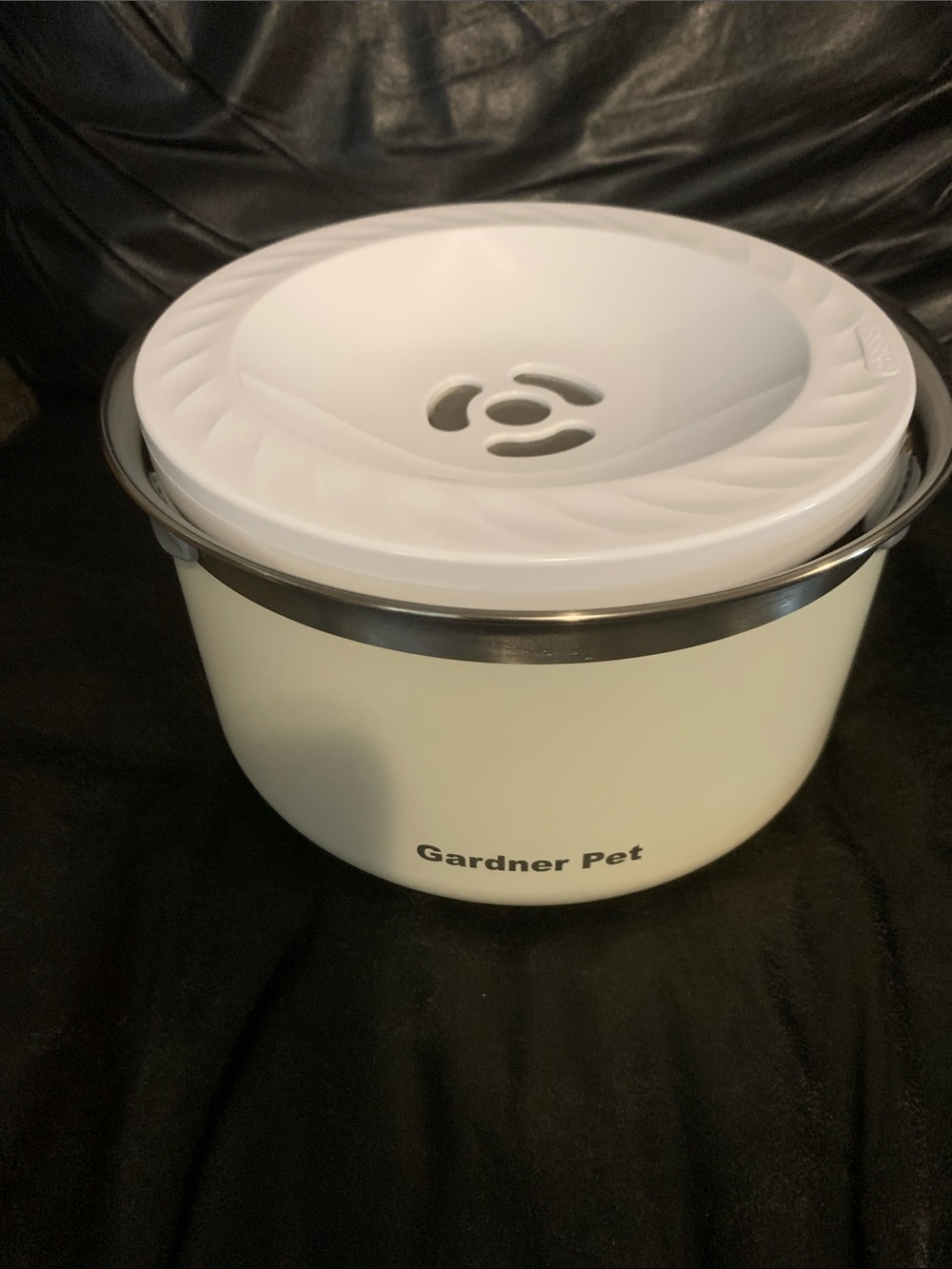 New Dog 🐕Slow Water Bowl - White